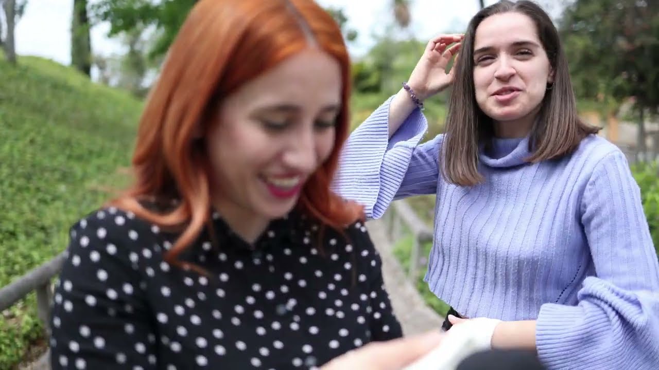 Making of - Entrevistant una vegana - Esquetxes; comèdia en català de Esquetxes