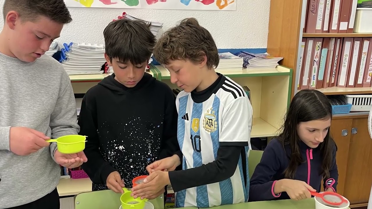 ⚠️Microplàstics al litoral de Tarragona. Escola Saavedra i la URV #NitRecerCAT de Fundació Bofill