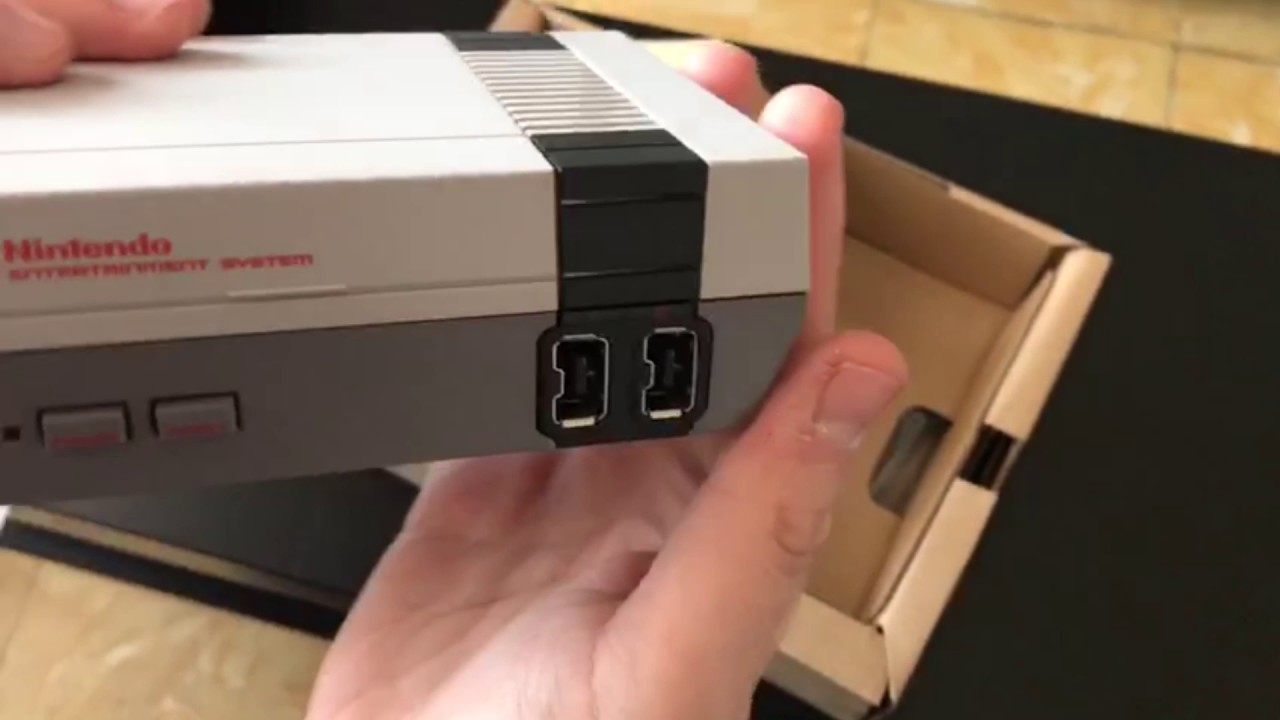 MiniUnboxing de l'homenatge a NES de CatWinHD