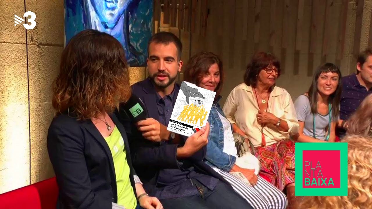 Ricard Ustrell de TV3 descobreix que és un personatge literari de «La Revolució de les Formigues»! de TeresaSaborit