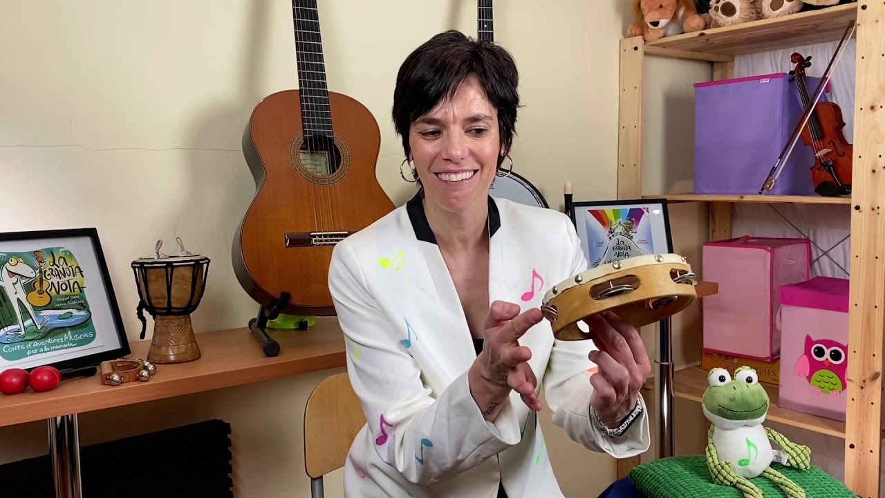 Música infantil en Catala - La Raquel la Granota Nota i LA PANDERETA de La Granota Nota
