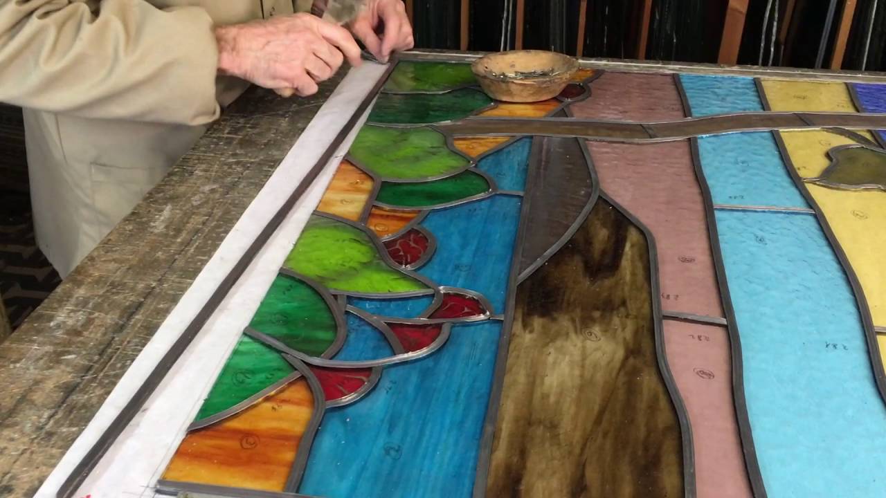 Elaborant vidre bufat i Com fem un vitrall - L'Art del Vitrall de L'Art del Vitrall