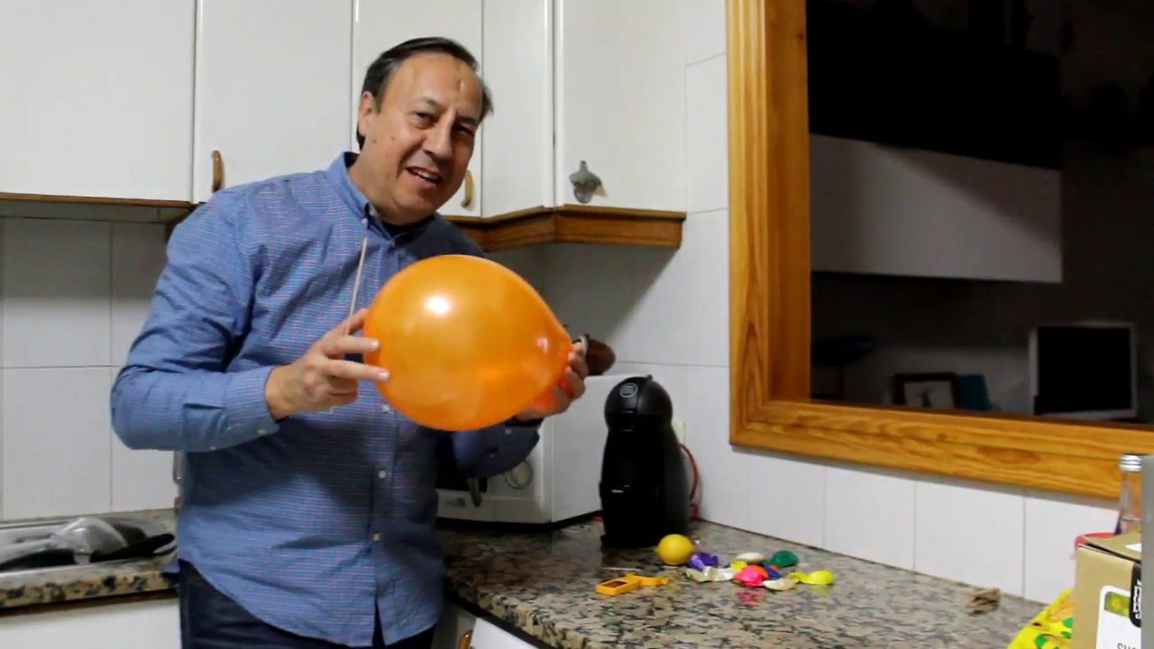 Experiments per fer a casa 02. Reptes amb globus de Josep Duran