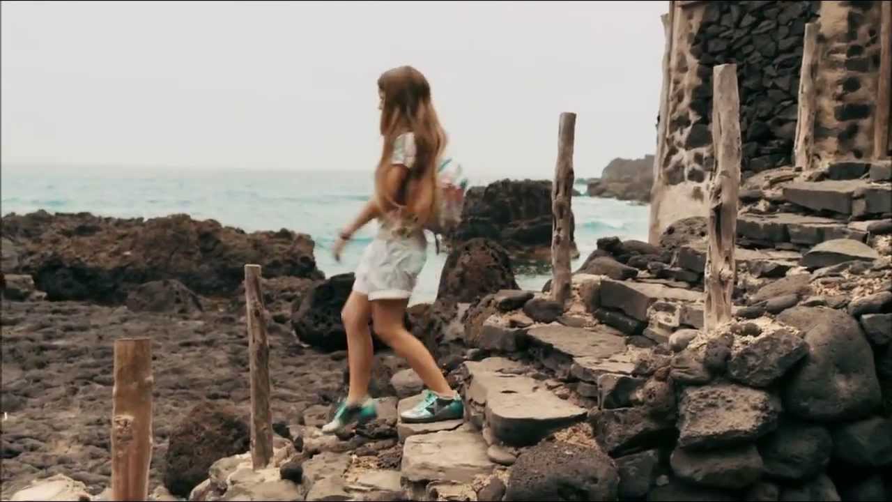 L'última illa. Tràiler. Cinema en català. Llengua catalana de María José F S