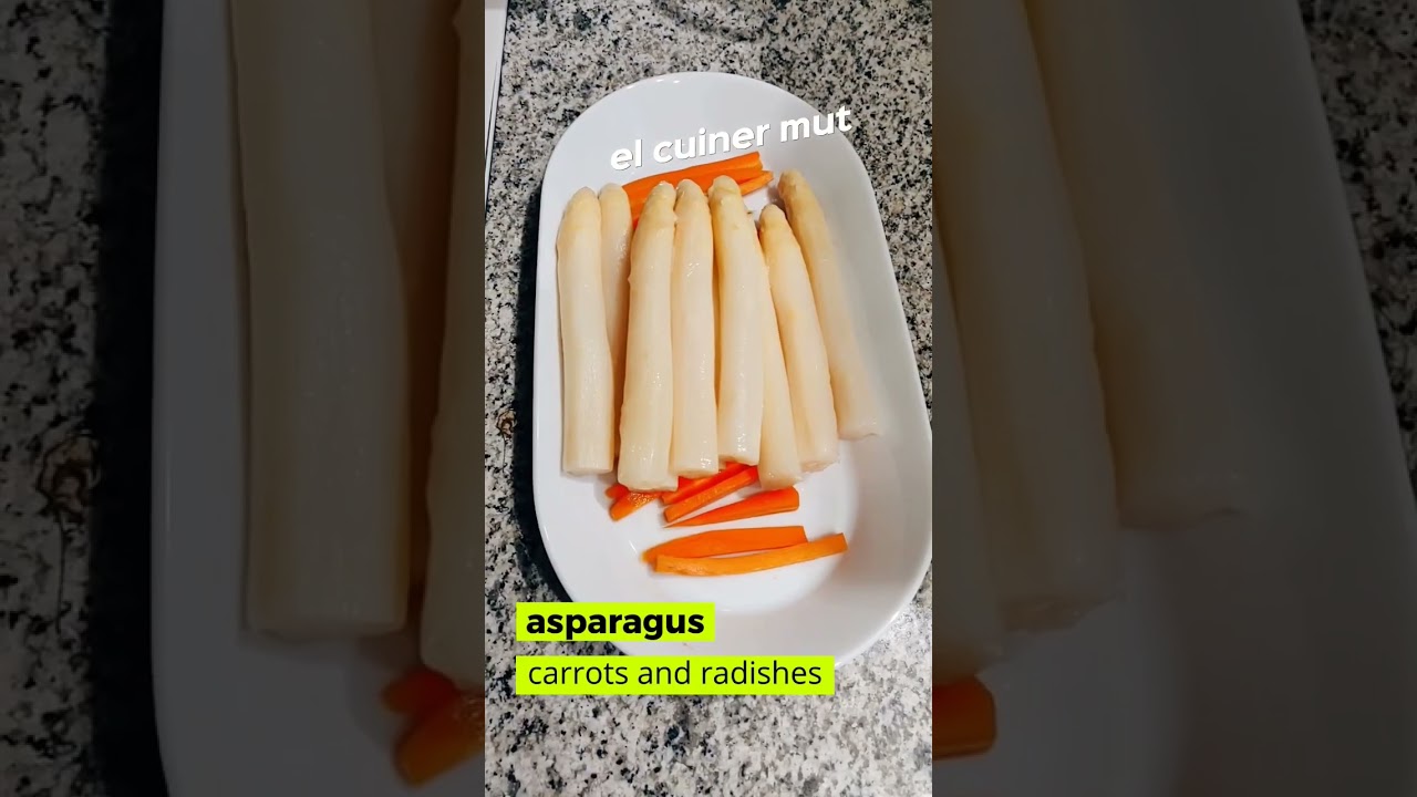 Asparagus, carrots and radish #shortsyoutube #realfood #foodshorts de El cuiner mut