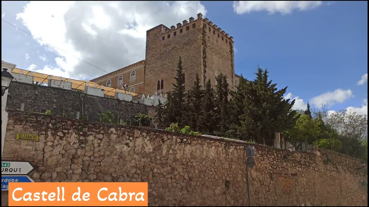 Diada castellera a Còrdova 😁 #autocaravana #roadtrip #andalucia de dreamtraveldream